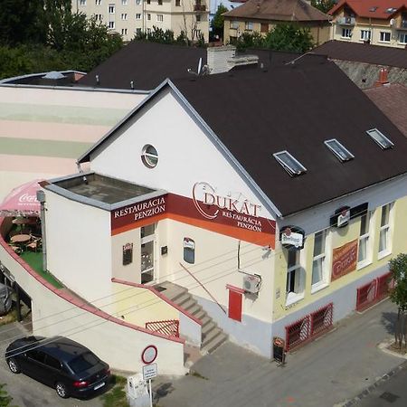 Penzion Dukat Prešov Exteriör bild