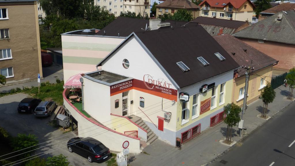 Penzion Dukat Prešov Exteriör bild