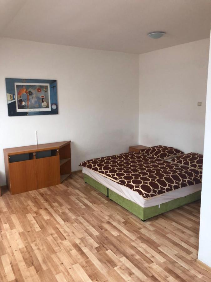 Penzion Dukat Prešov Exteriör bild